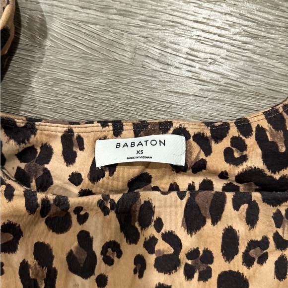 Babaton - Picture 5 of 7